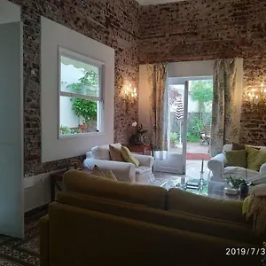 https://benavides-5.tenerifehoteles.net